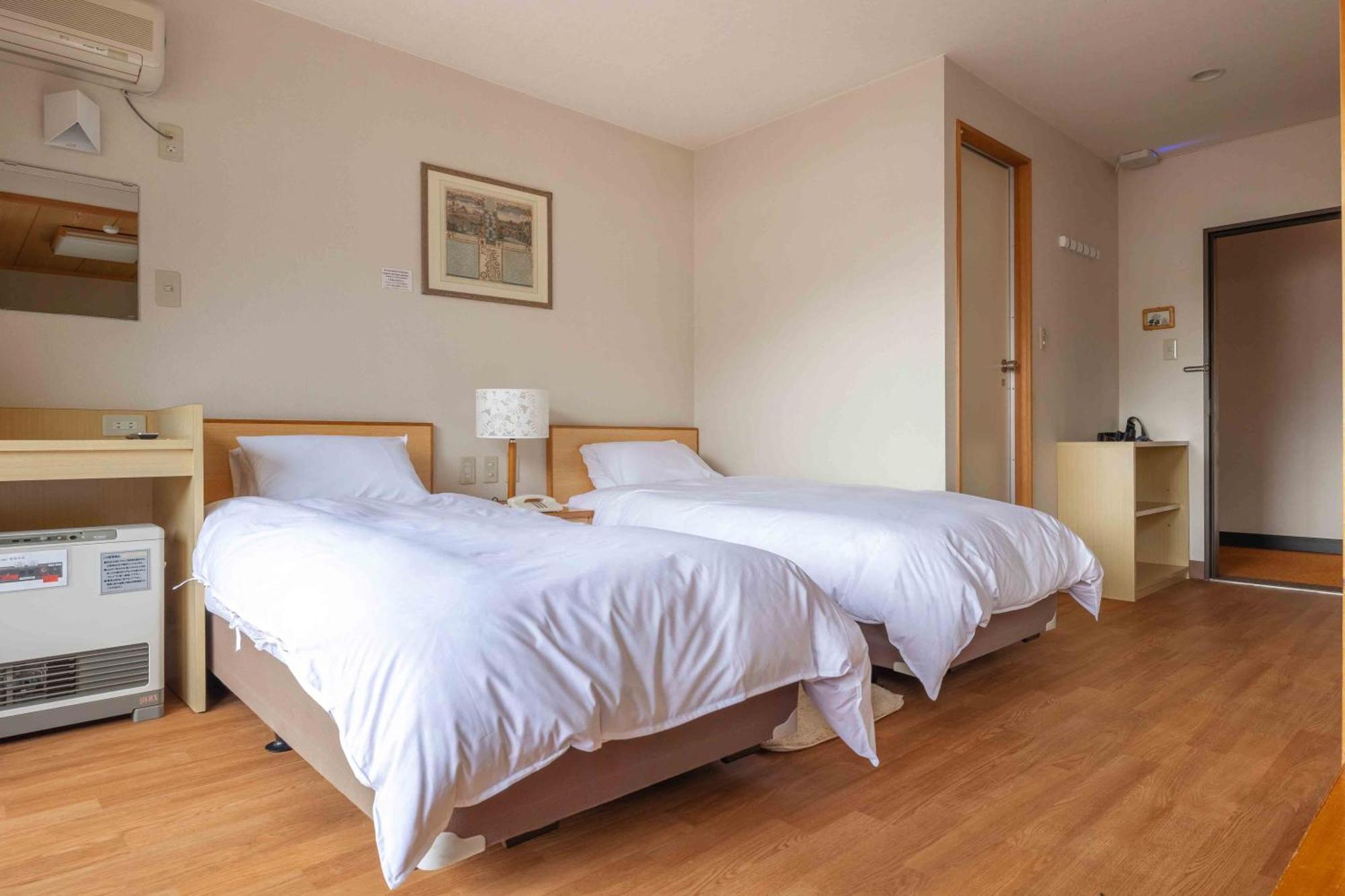 Elizabeth Hotel Nozawaonsen Bagian luar foto
