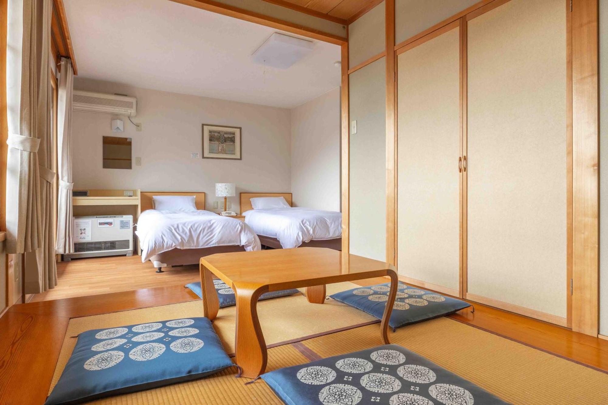 Elizabeth Hotel Nozawaonsen Bagian luar foto